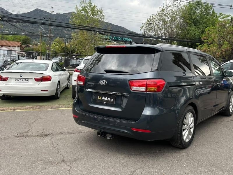 Kia Grand Carnival 2016 - Imagen 4 de 20