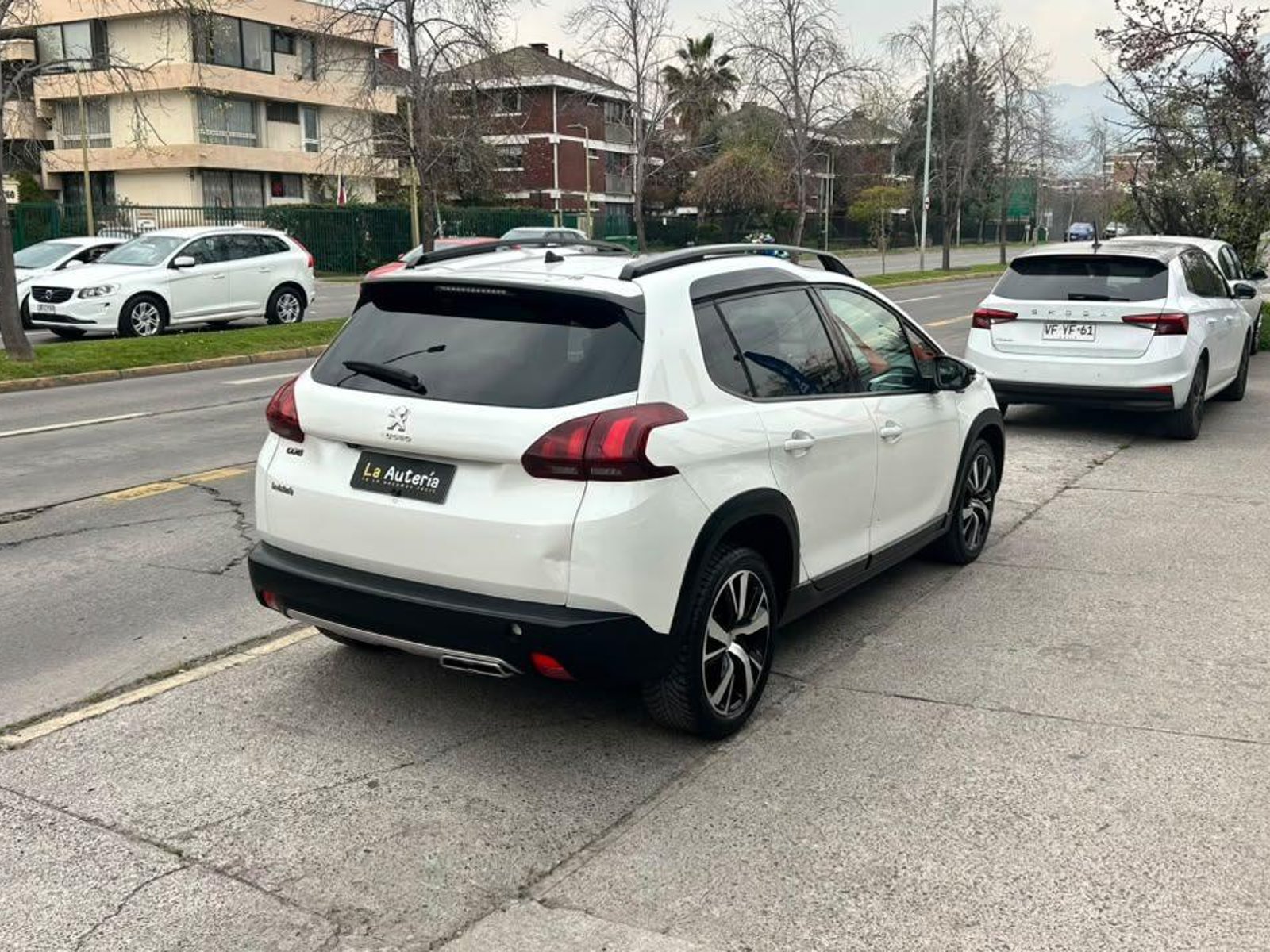Peugeot 2008 2018 - Foto 3 de 20