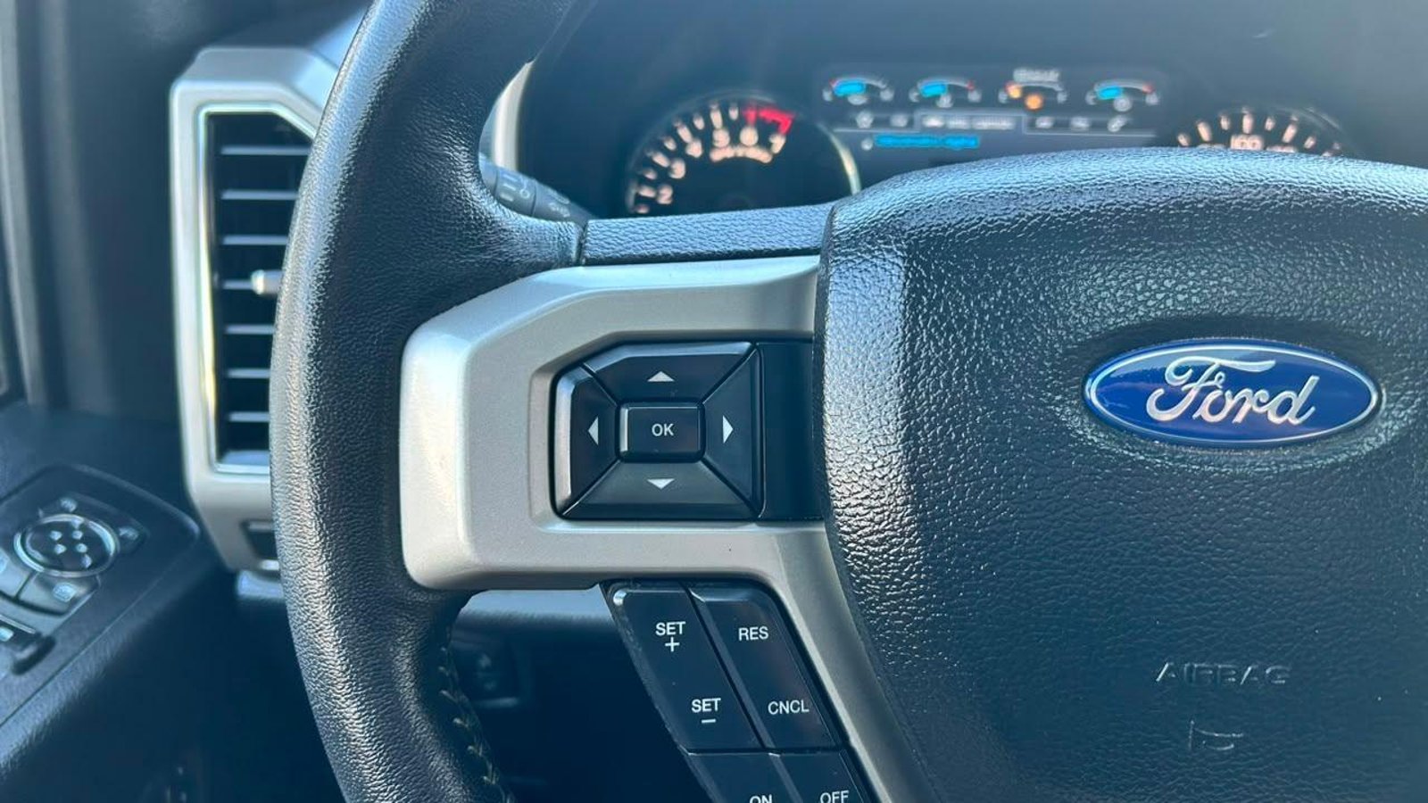 Ford F-150 2018 - Imagen 20 de 20