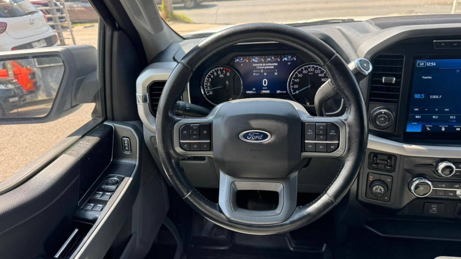 Ford F-150 2023 - Imagen 8 de 20