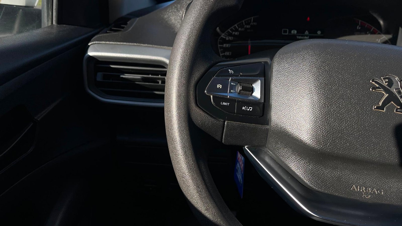 Peugeot LANDTREK 2023 - Imagen 10 de 17