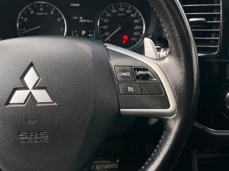 Mitsubishi OUTLANDER 2014 - Imagen 12 de 18
