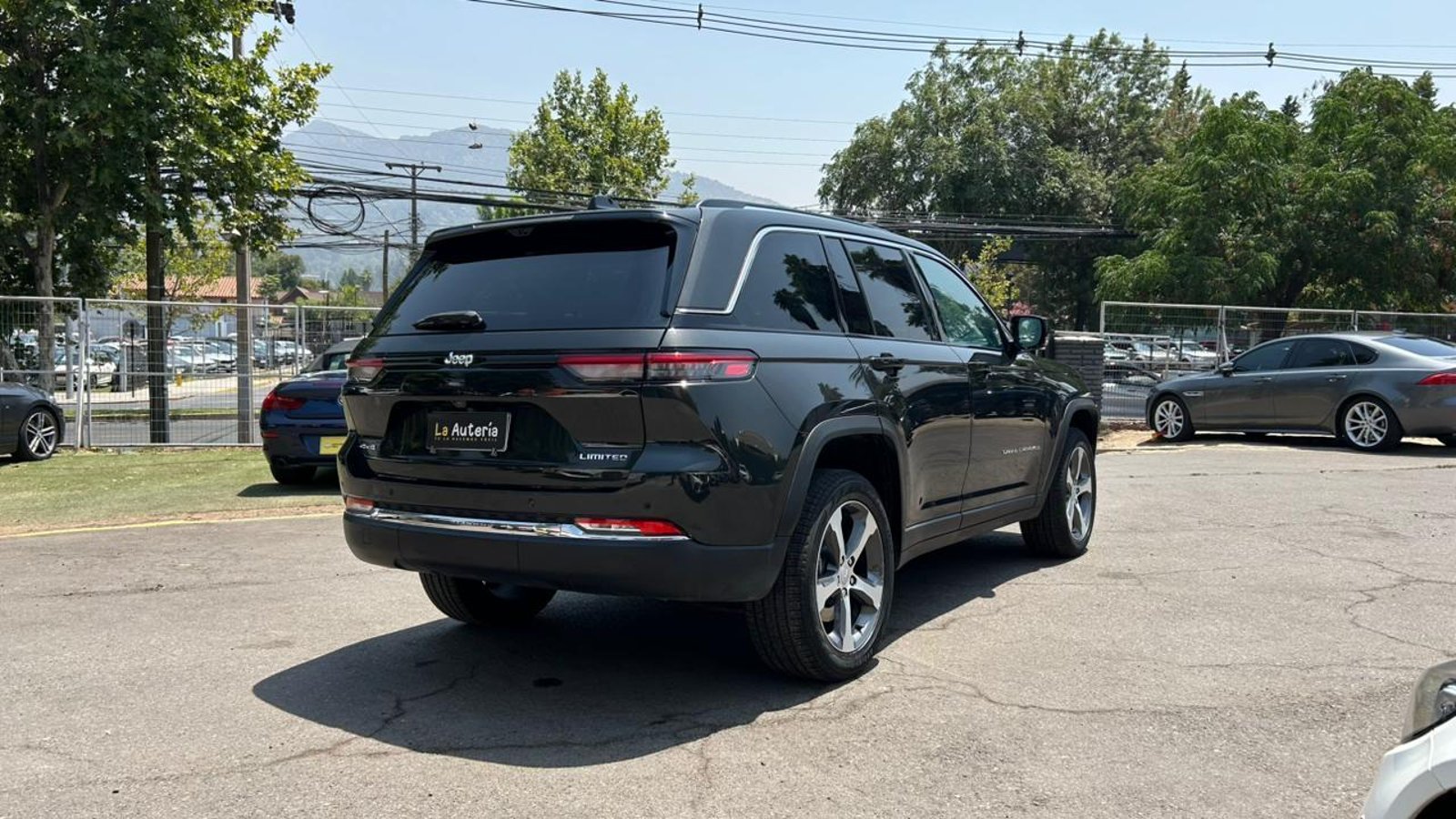 Jeep Grand Cherokee 2024 - Imagen 3 de 20