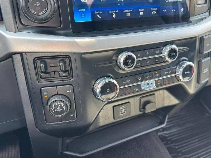 Ford F-150 2023 - Imagen 12 de 20