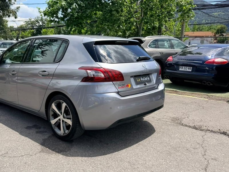 Peugeot 308 2017 - Imagen 3 de 20