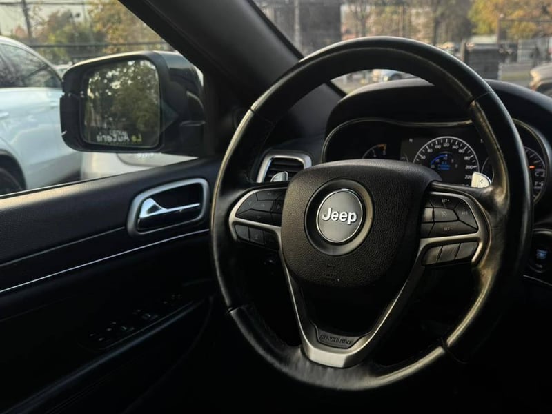 Jeep GRAND CHEROKEE 2019 - Imagen 13 de 20