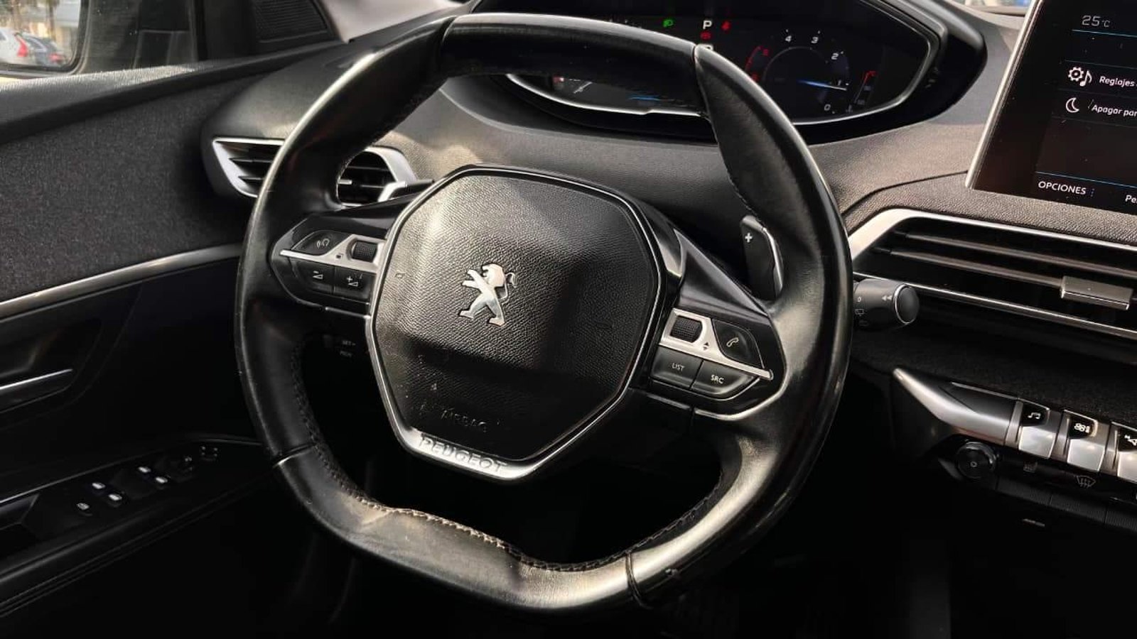 Peugeot 3008 2018 - Imagen 11 de 20