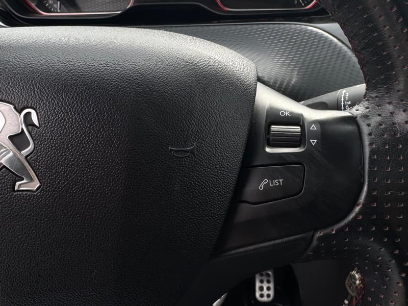 Peugeot 2008 2018 - Imagen 16 de 20