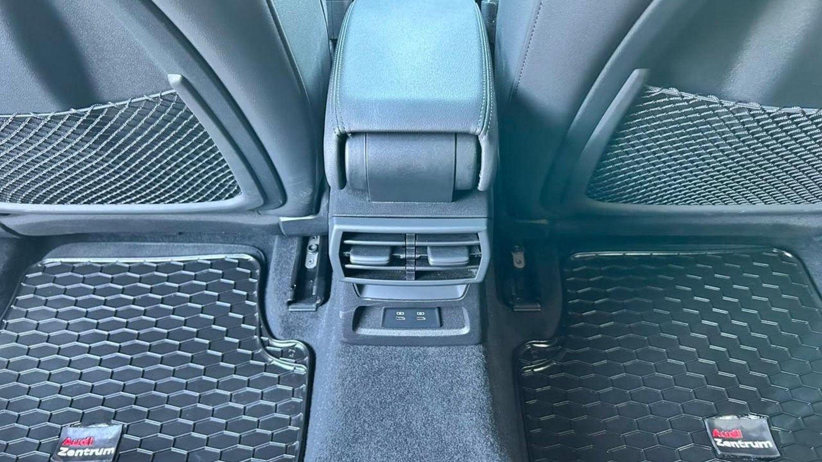 Audi A3 SEDAN 35 TFSI 1.4 AUT 2022 - Imagen 18 de 20