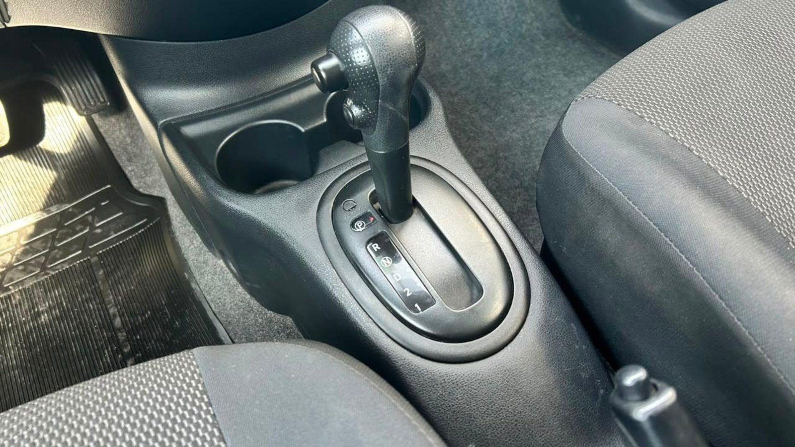 Nissan Versa 2013 - Imagen 11 de 20