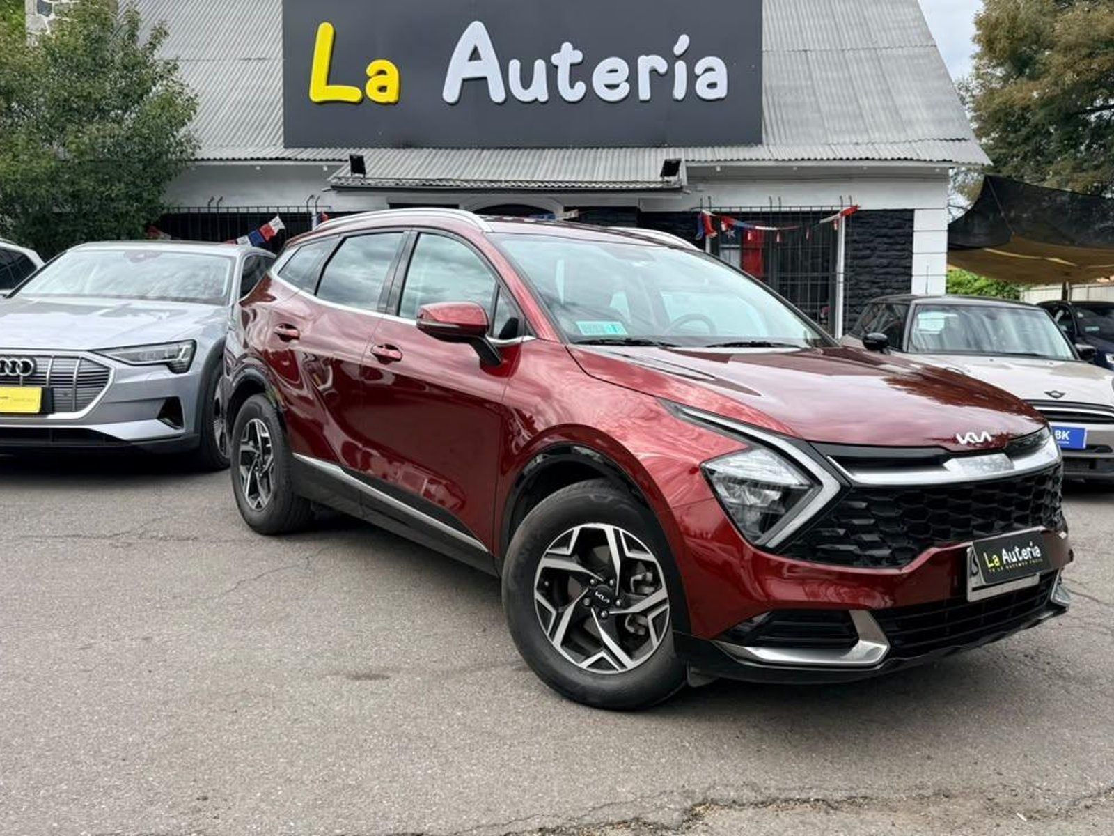 Kia SPORTAGE 2022 - Foto 2 de 20