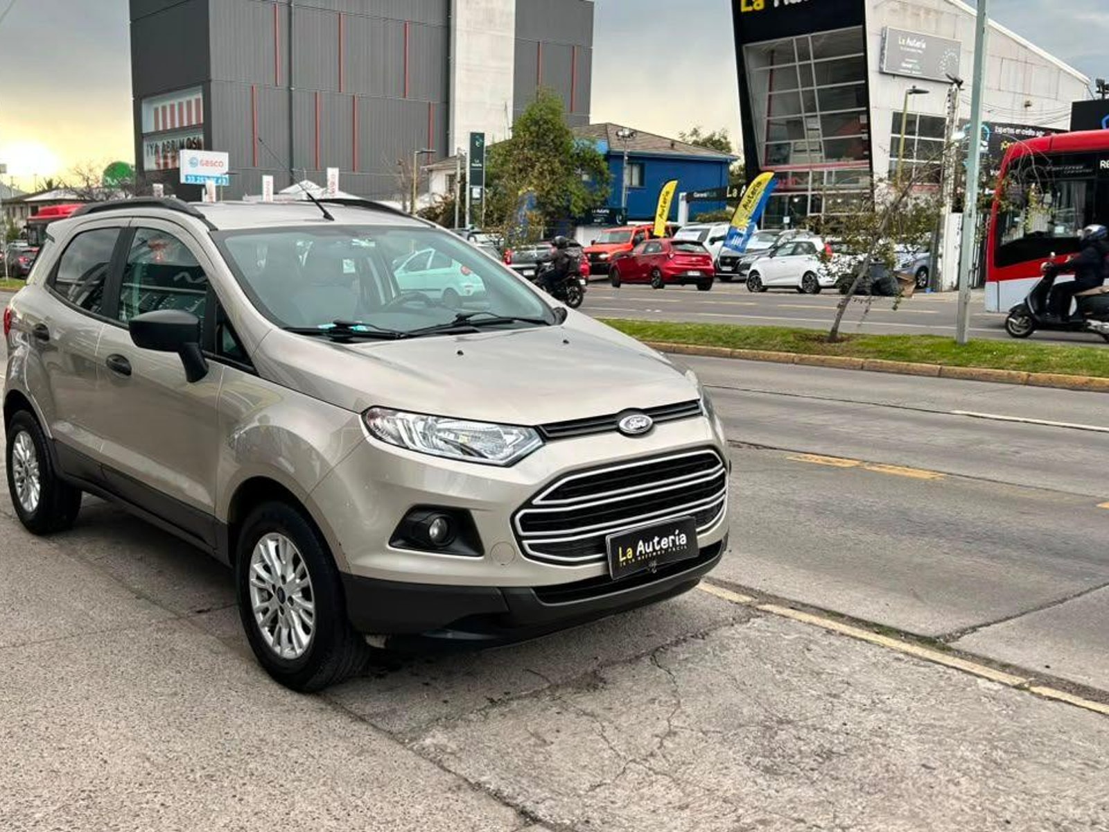 Ford Ecosport 2014 - Foto 2 de 20