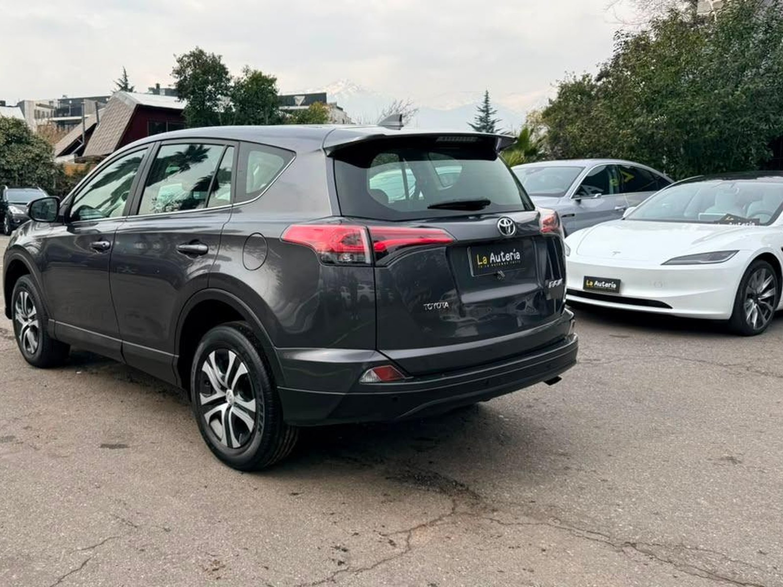 Toyota RAV4 A 2019 - Foto 3 de 20