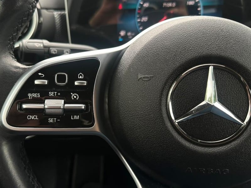 Mercedes-Benz A200 D HB 1.9 AUT 2020 - Imagen 18 de 20