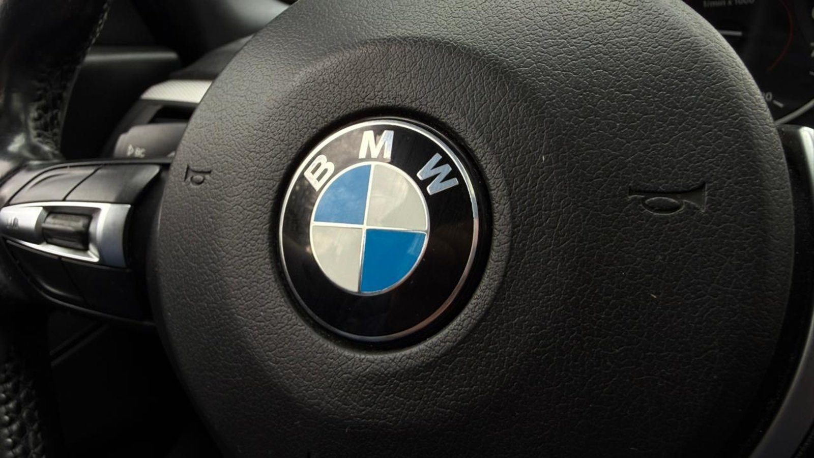 BMW 120i 2017 - Imagen 11 de 20