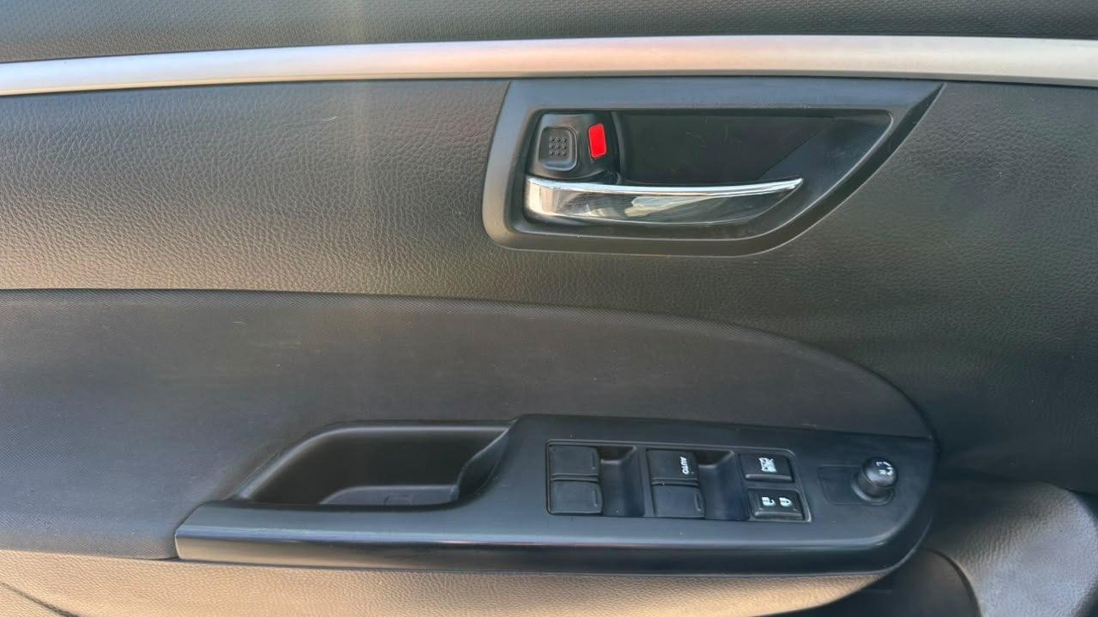 Suzuki SWIFT 2014 - Imagen 17 de 19