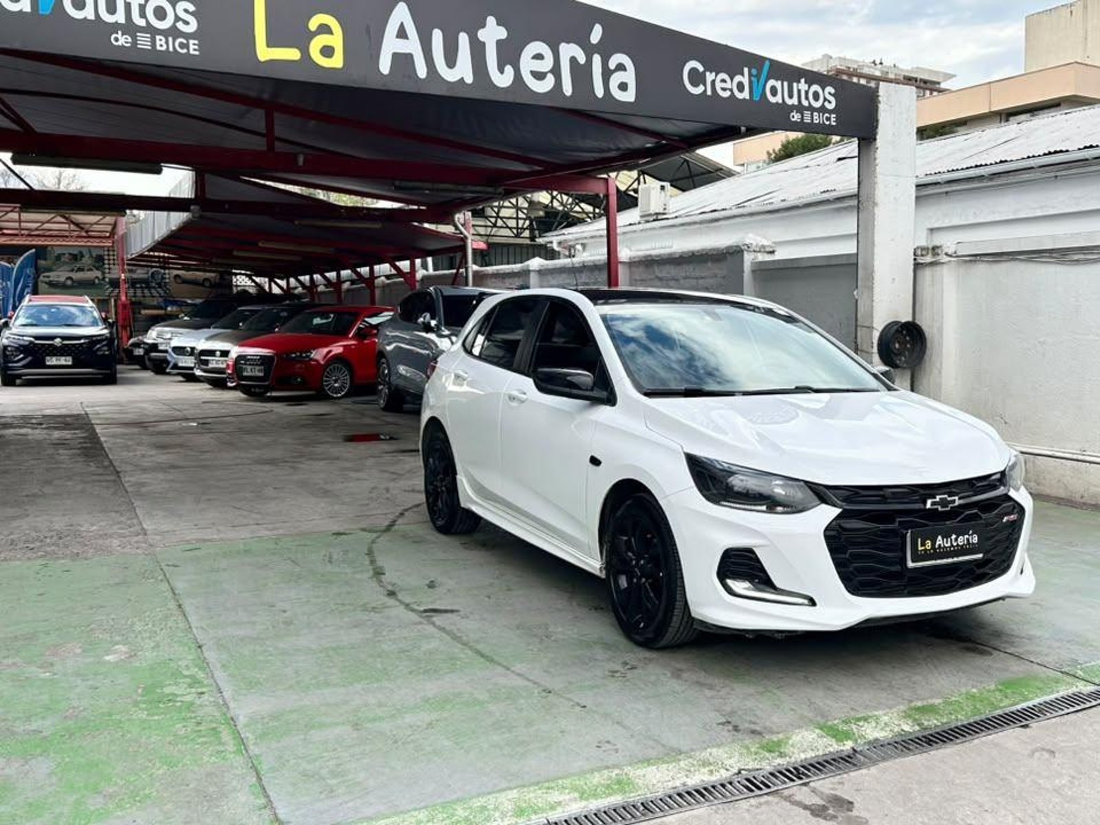 Chevrolet ONIX RS 2021 - Foto 2 de 20