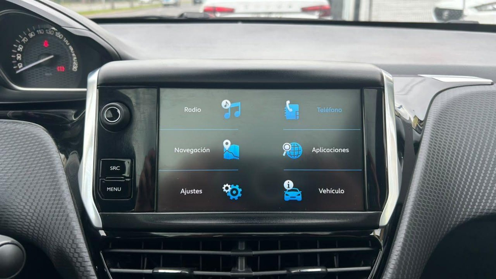 Peugeot 2008 2018 - Imagen 13 de 20