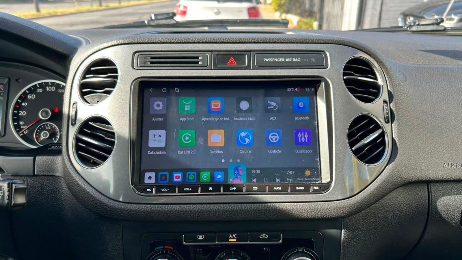 Volkswagen Tiguan 2015 - Imagen 12 de 20