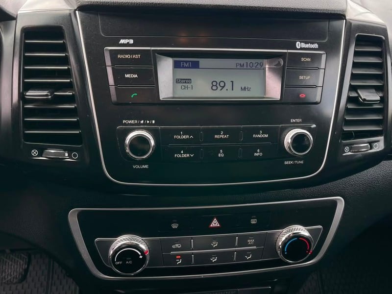 SsangYong GRAND MUSSO 2021 - Imagen 15 de 17