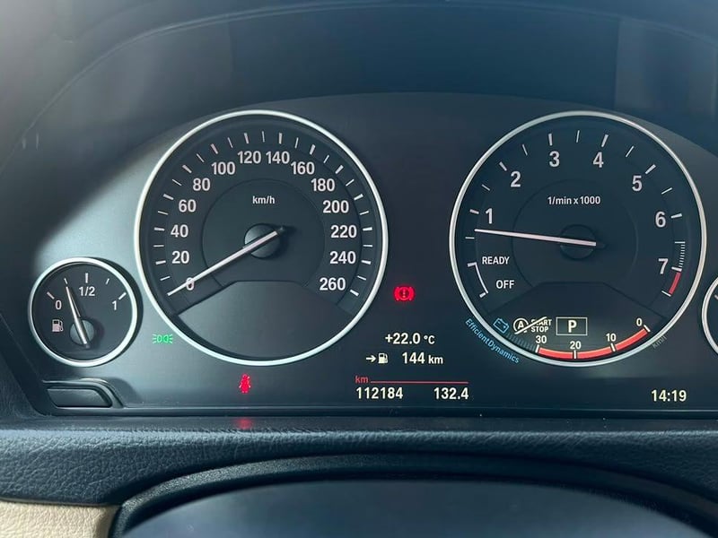 BMW 320I 2016 - Imagen 7 de 20