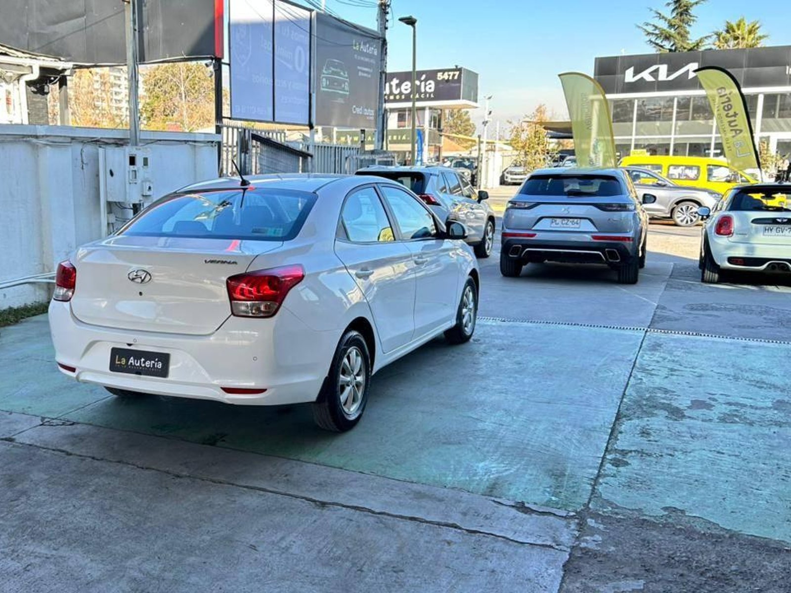 Hyundai Verna 2021 - Foto 3 de 20