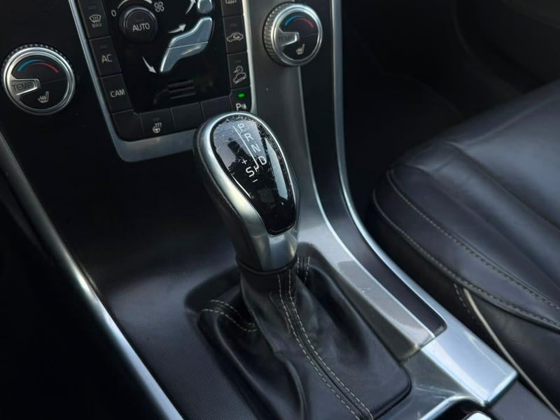 Volvo XC60 2016 - Imagen 15 de 20