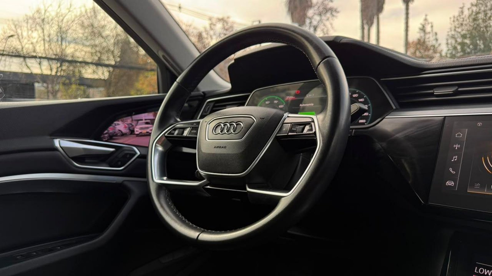 AUDI E TRON 2022 - Imagen 16 de 20
