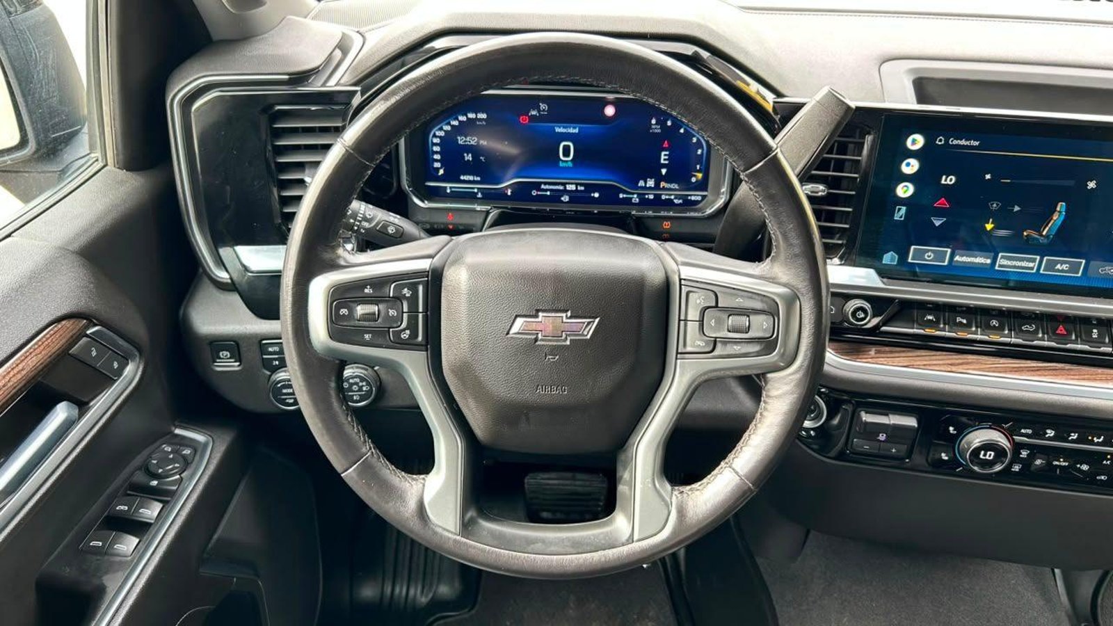 Chevrolet Silverado 2023 - Imagen 8 de 20