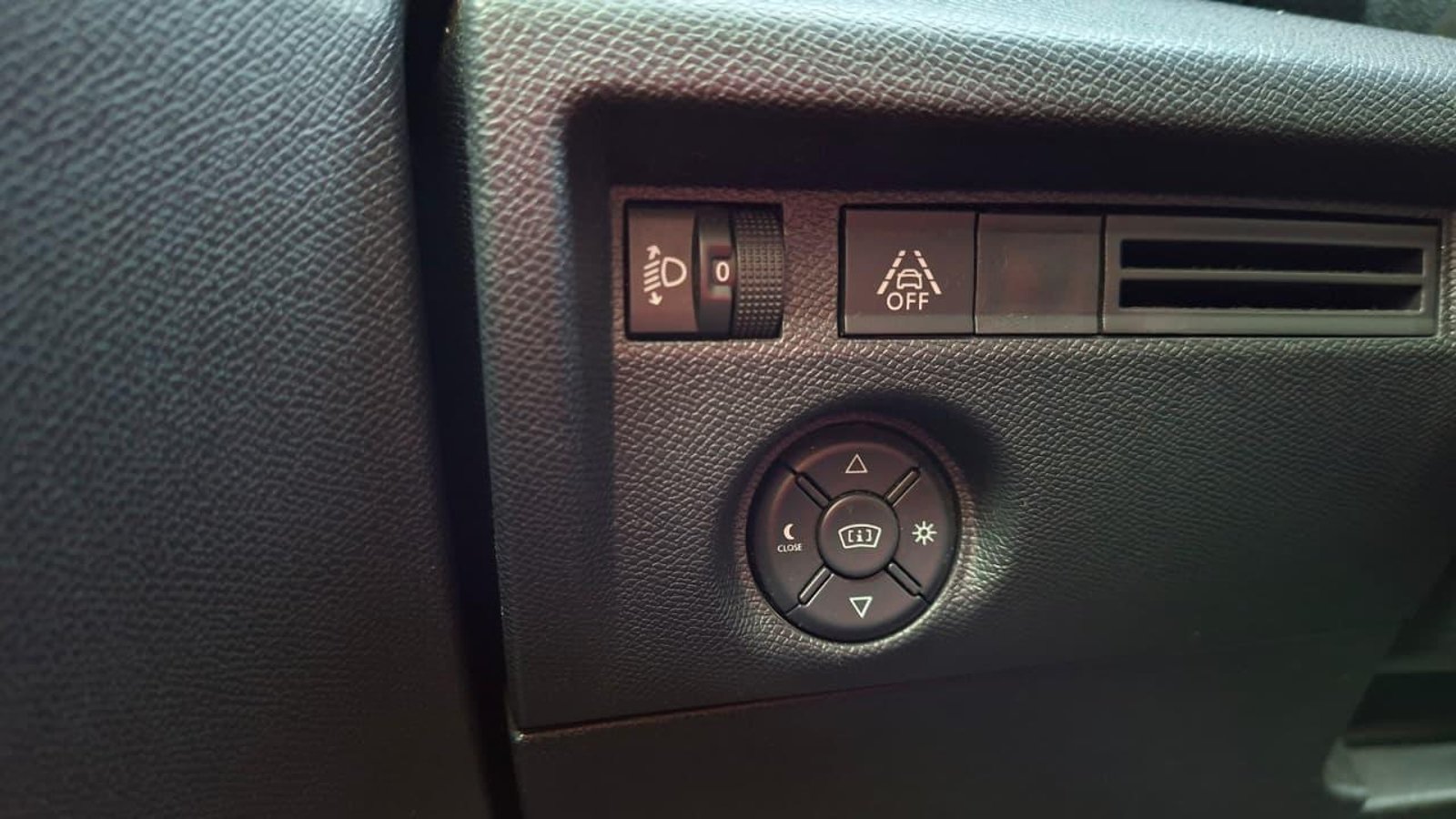 Citroen C4  1.5 AUTO 2023 - Imagen 19 de 19