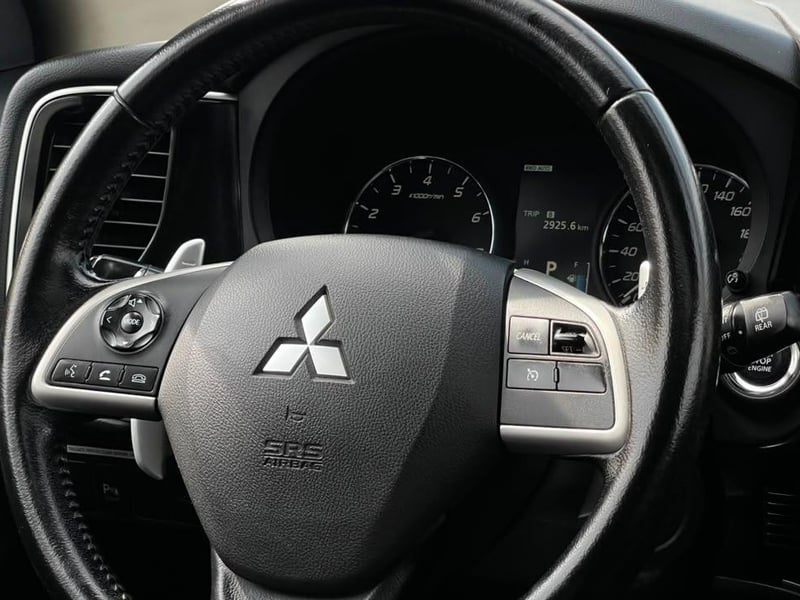 Mitsubishi OUTLANDER 2014 - Imagen 10 de 18