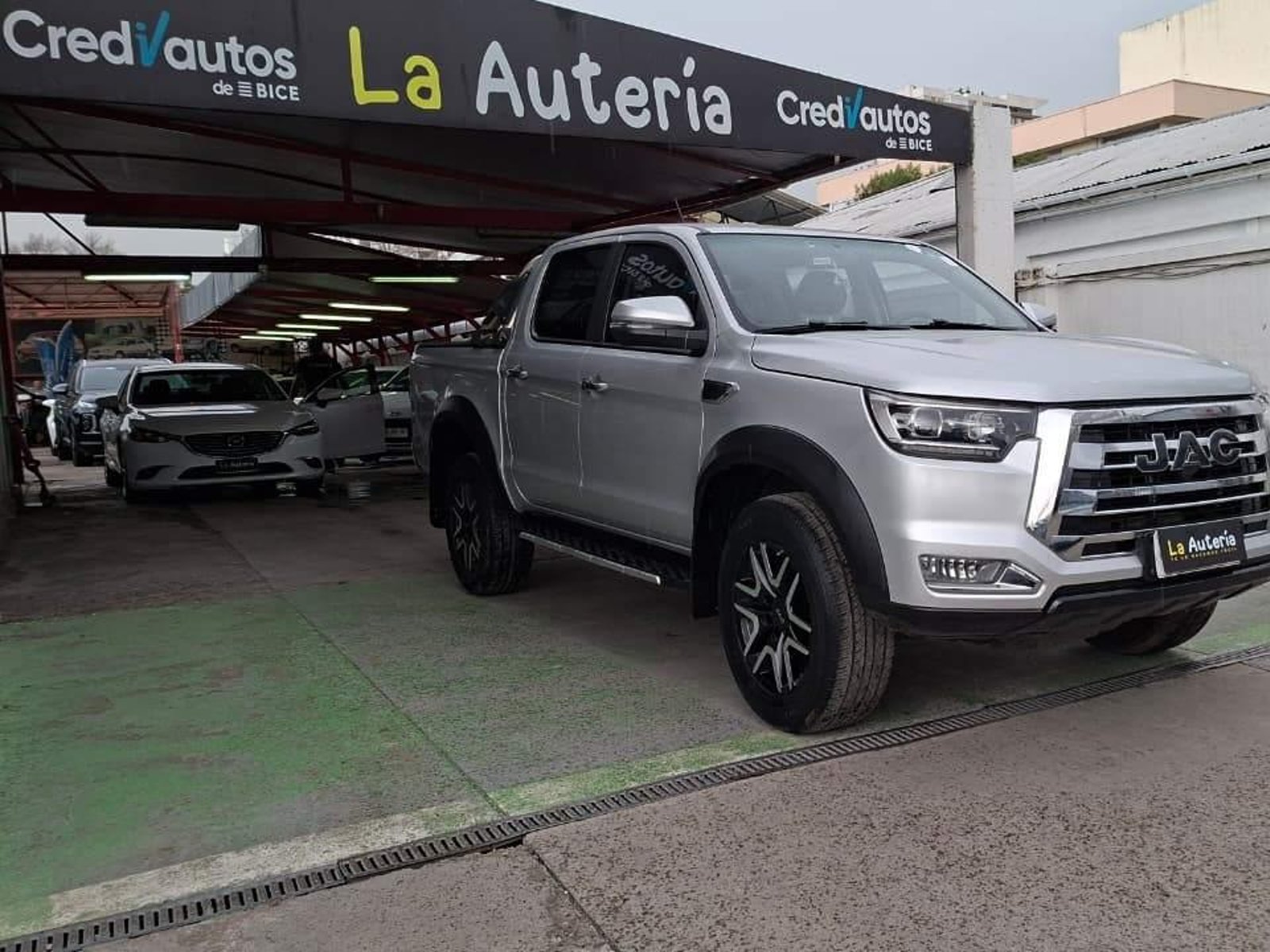 JAC T8 Pro 2023 - Foto 2 de 17