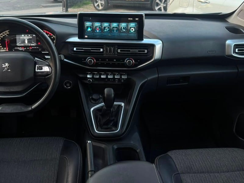 Peugeot Landtrek 2023 - Imagen 6 de 19