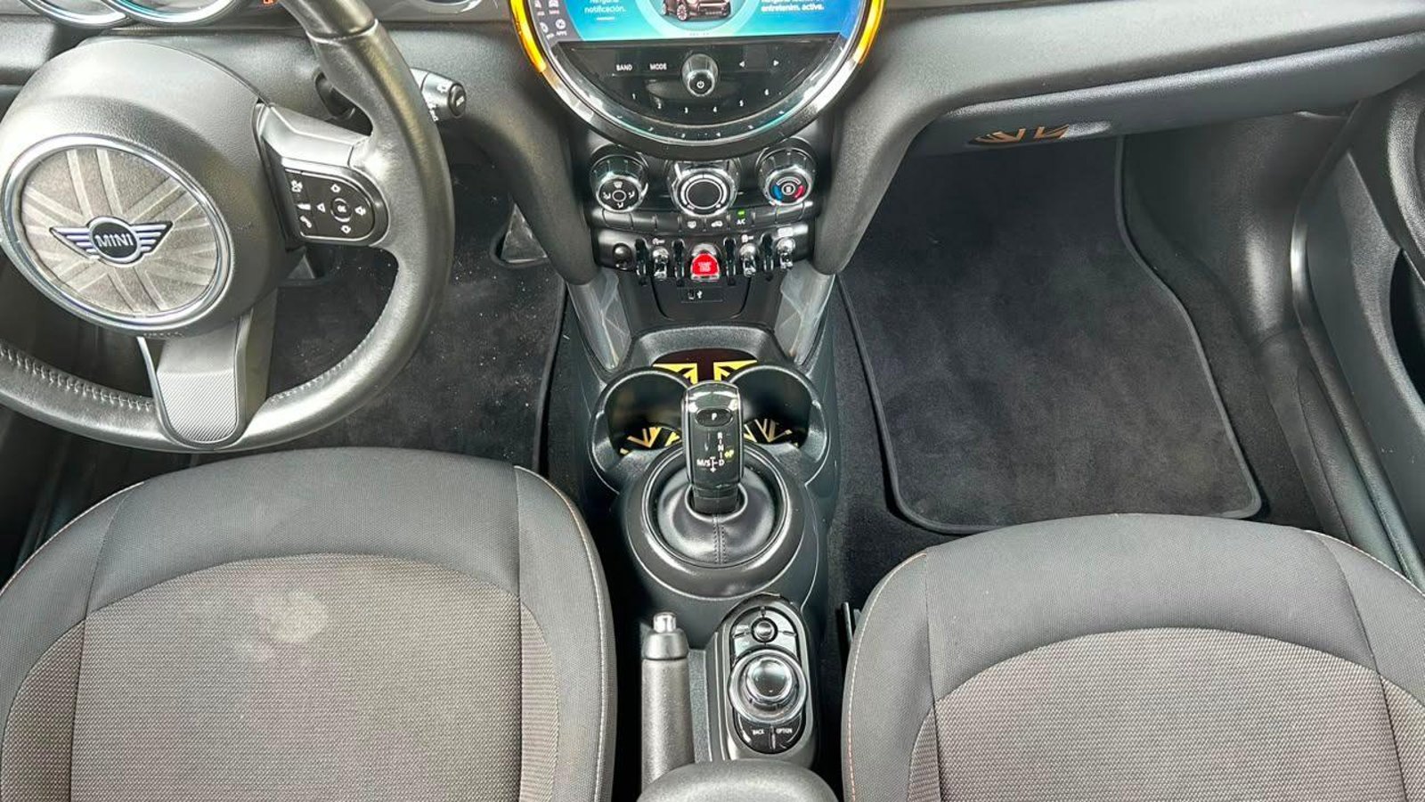 Mini Cooper F56 2023 - Imagen 14 de 20