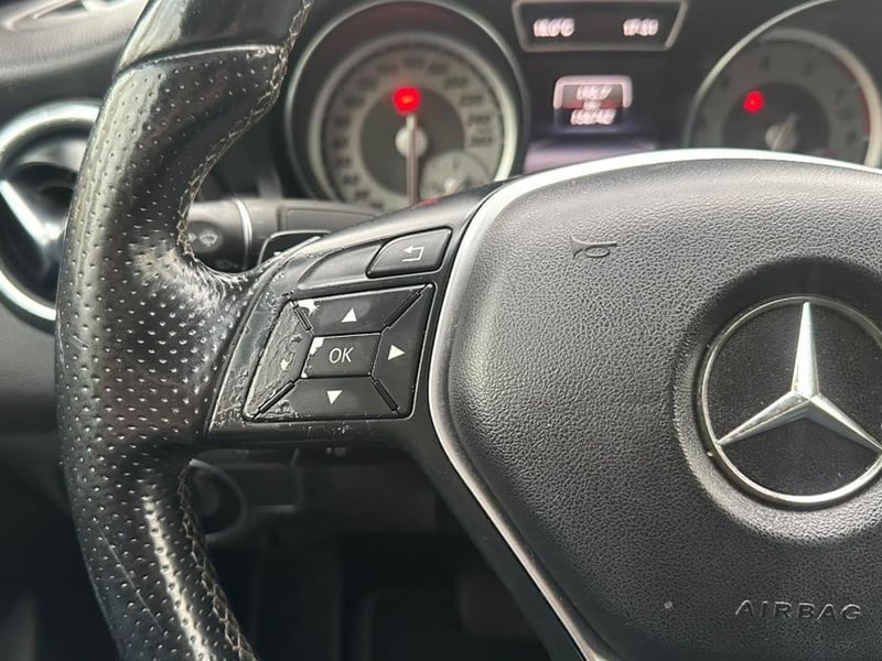 Mercedes-Benz CLA200 2013 - Imagen 15 de 20