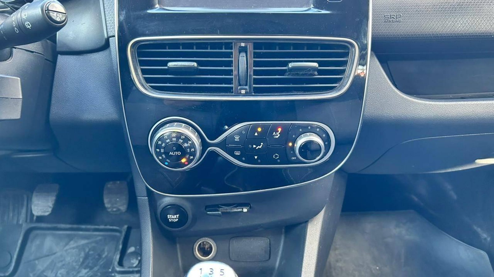 Renault Clio 2018 - Imagen 13 de 20