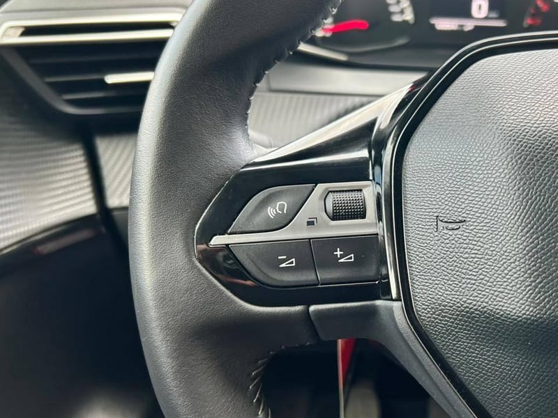 Peugeot 208 2024 - Imagen 15 de 20