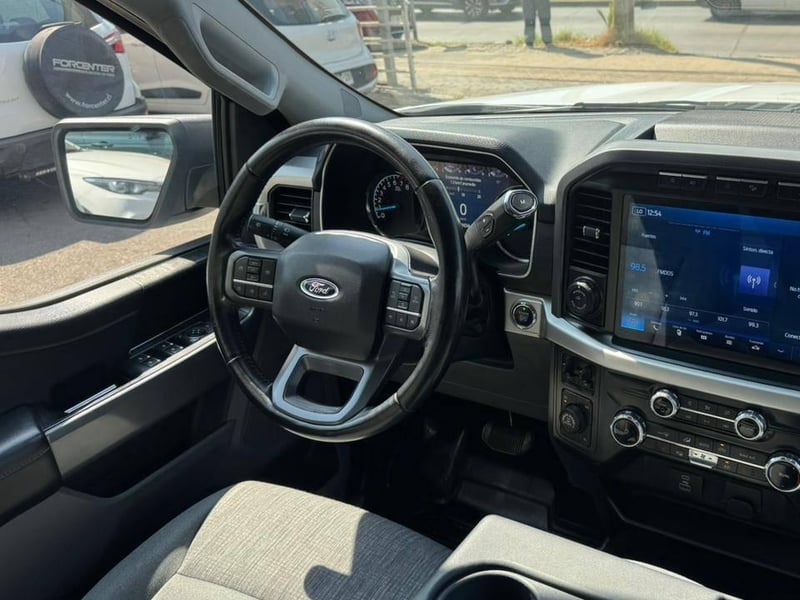Ford F-150 2023 - Imagen 7 de 20