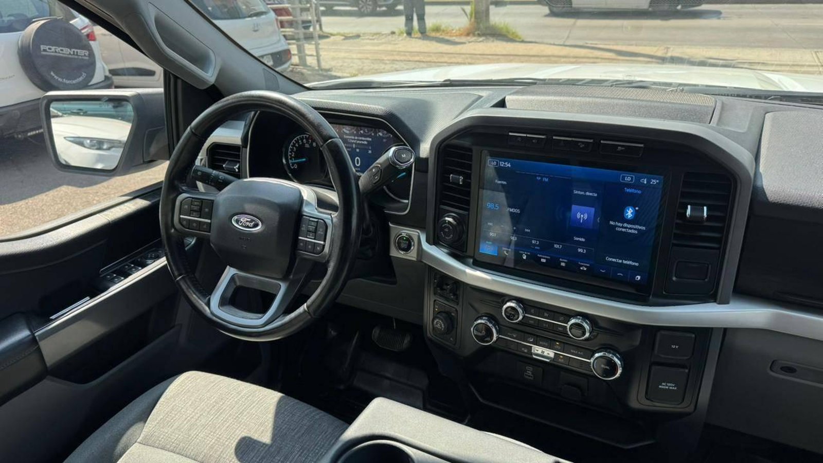 Ford F-150 2023 - Imagen 7 de 20