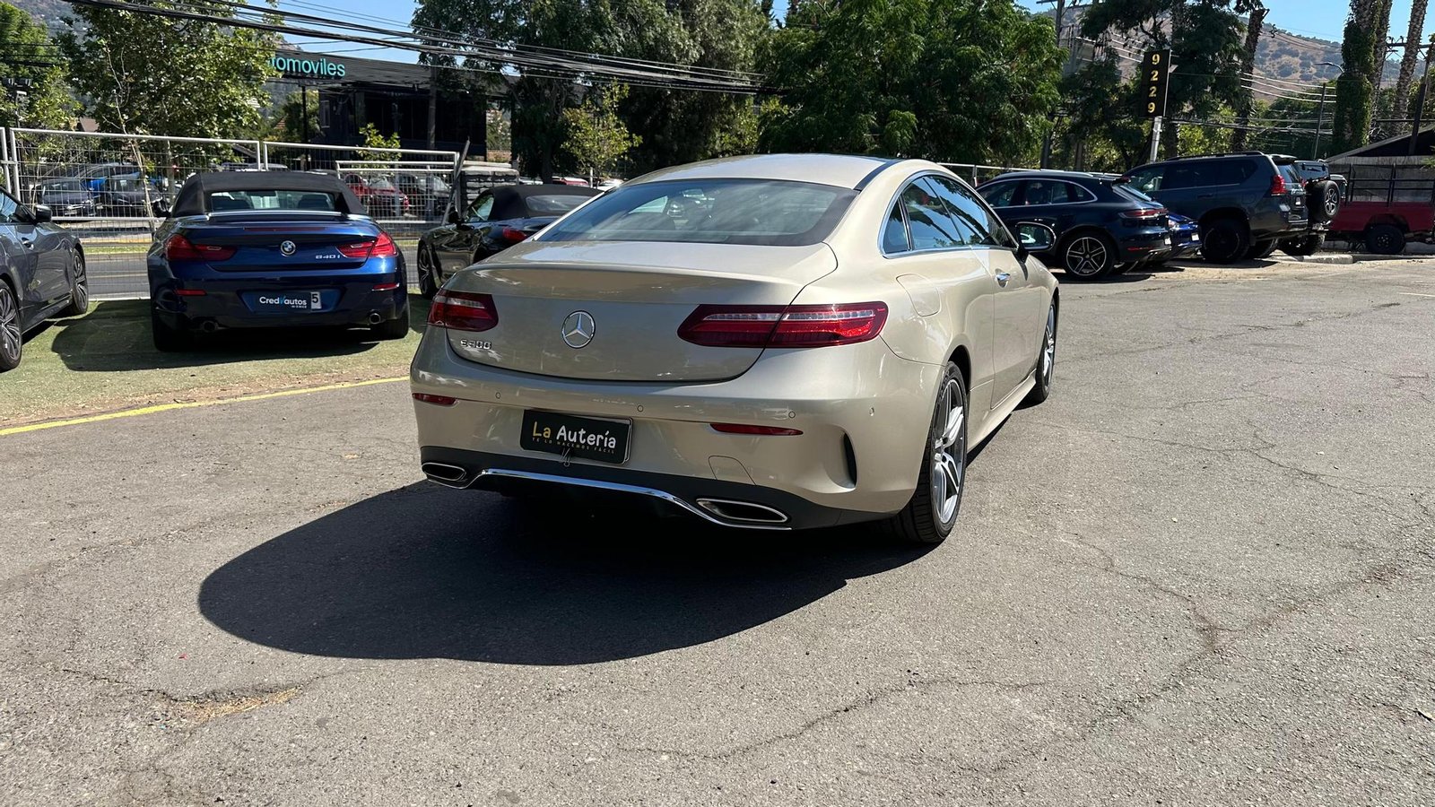 Mercedes Benz E300 2020 - Imagen 4 de 20