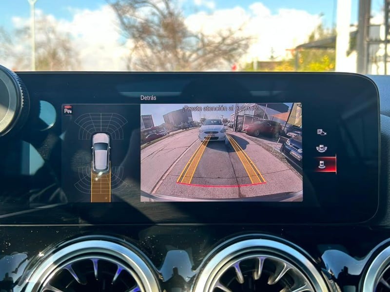 Mercedes-Benz GLA 2022 - Imagen 14 de 20