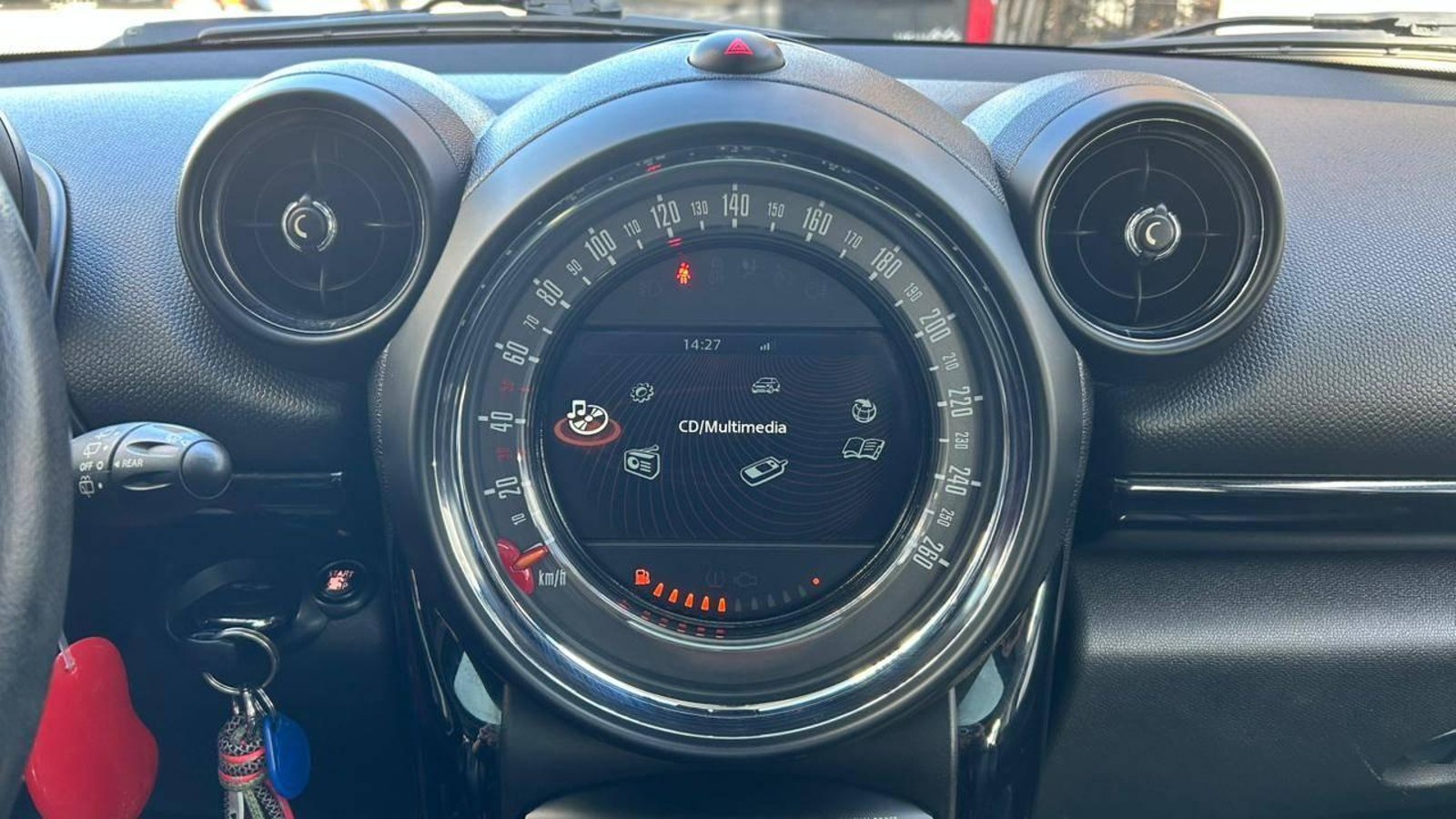 MINI Cooper 2015 - Imagen 10 de 20
