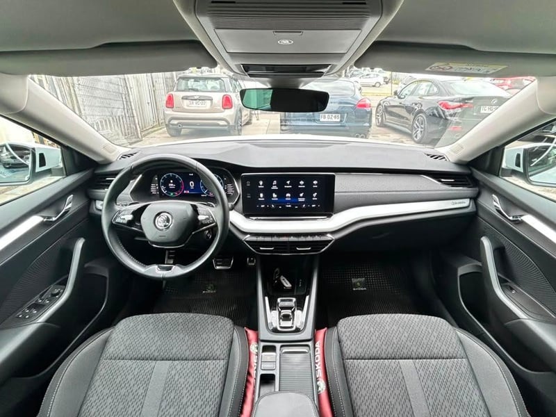 Skoda Octavia 2025 - Imagen 10 de 20