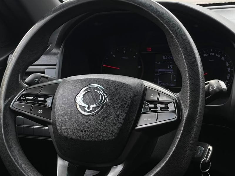 SsangYong GRAND MUSSO 2021 - Imagen 8 de 17