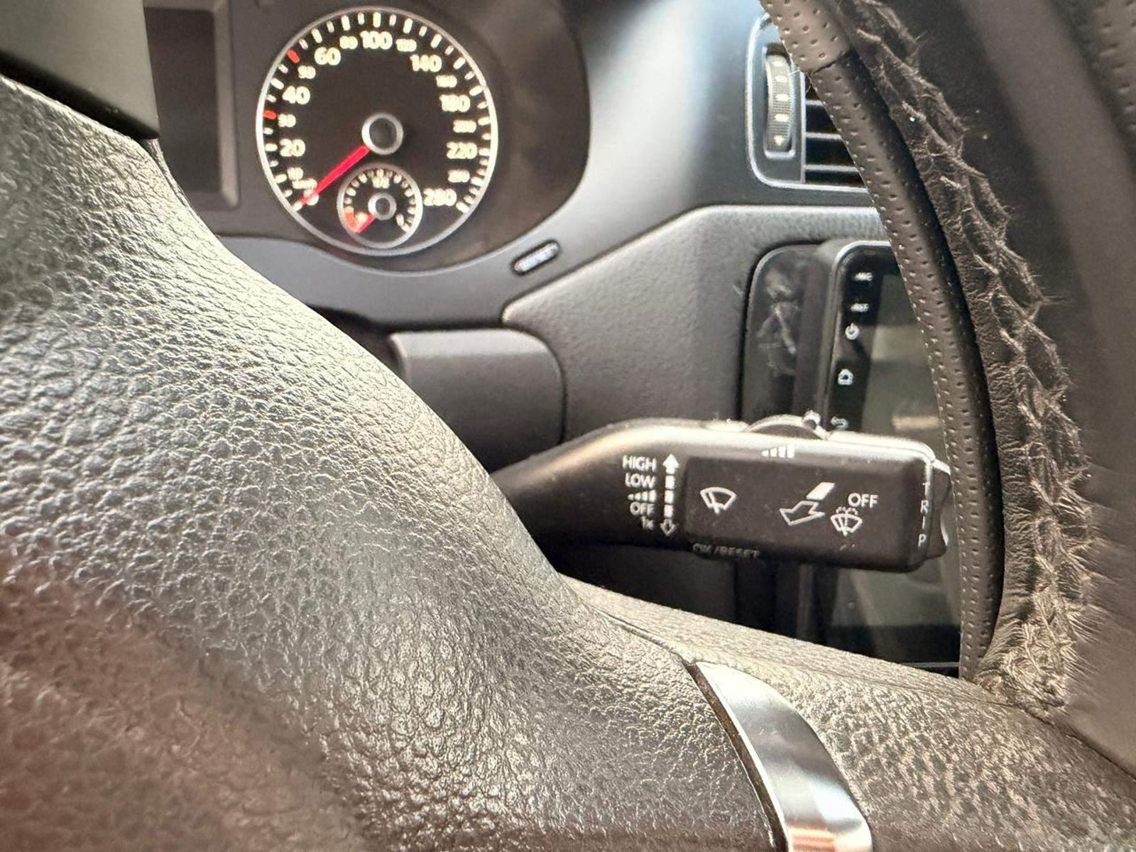 Volkswagen Vento 2012 - Imagen 10 de 17