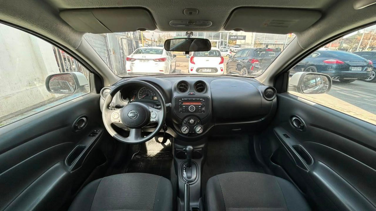Nissan Versa 2013 - Imagen 8 de 20