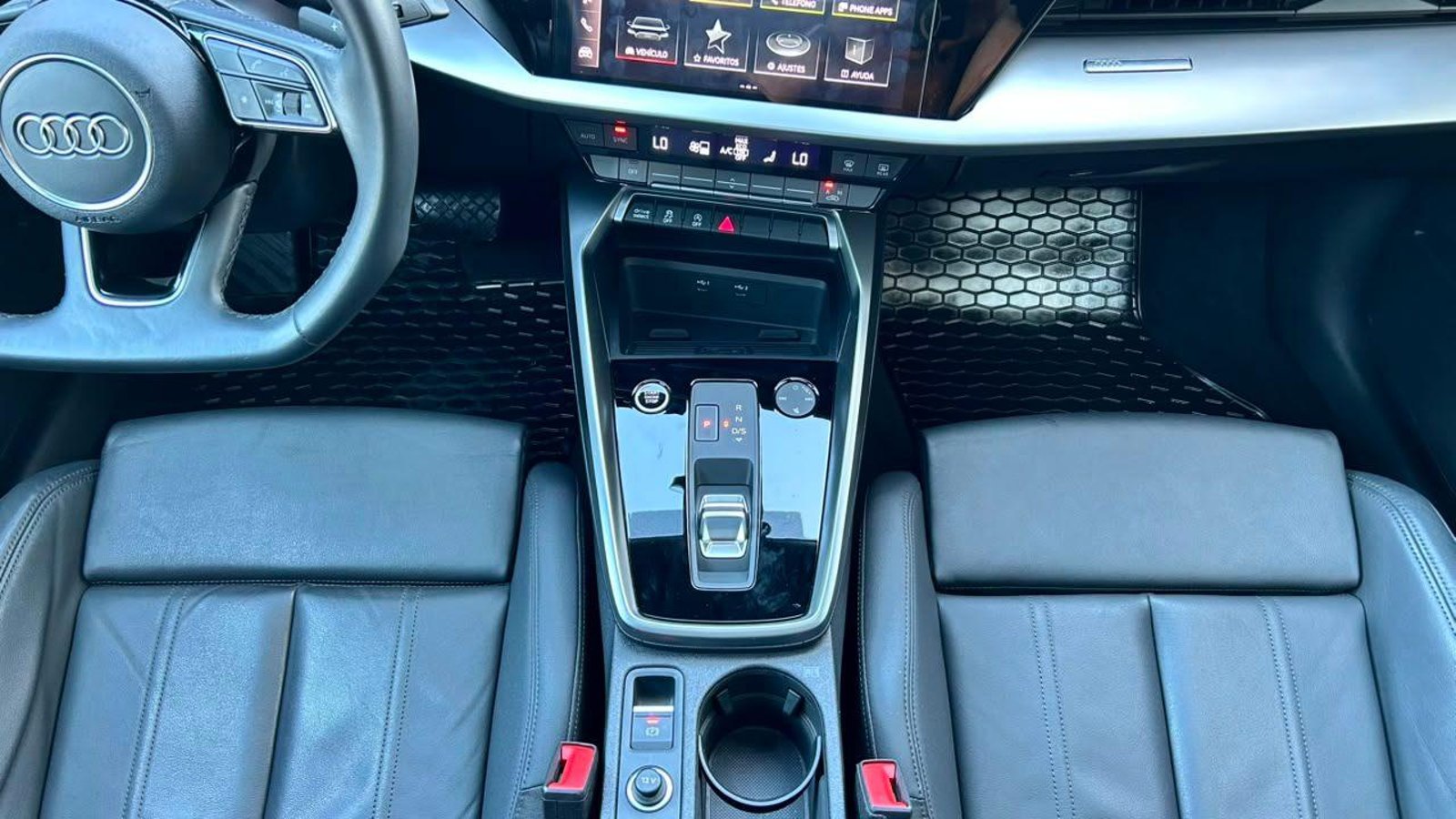 Audi A3 SEDAN 35 TFSI 1.4 AUT 2022 - Imagen 16 de 20
