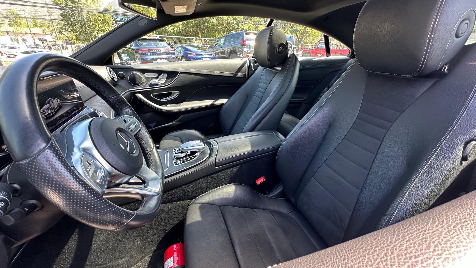Mercedes Benz E300 2020 - Imagen 7 de 20