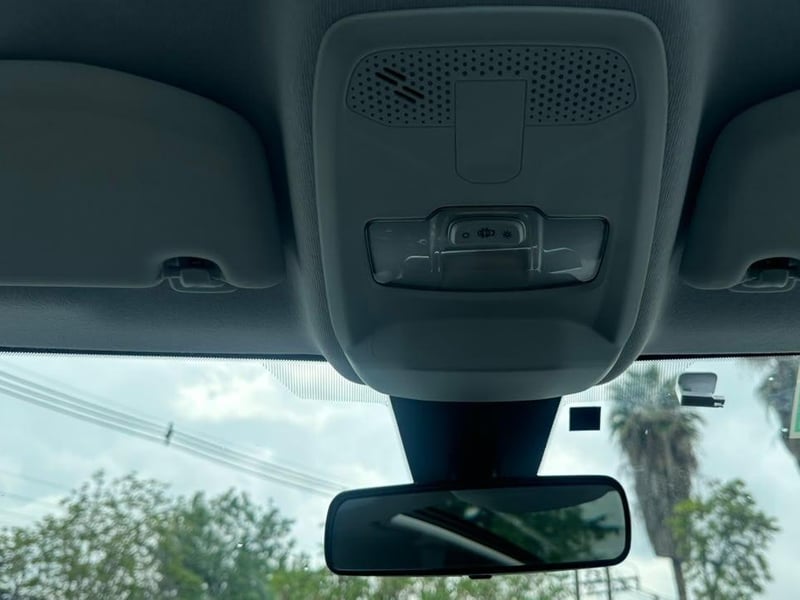 Peugeot 208 2023 - Imagen 11 de 20