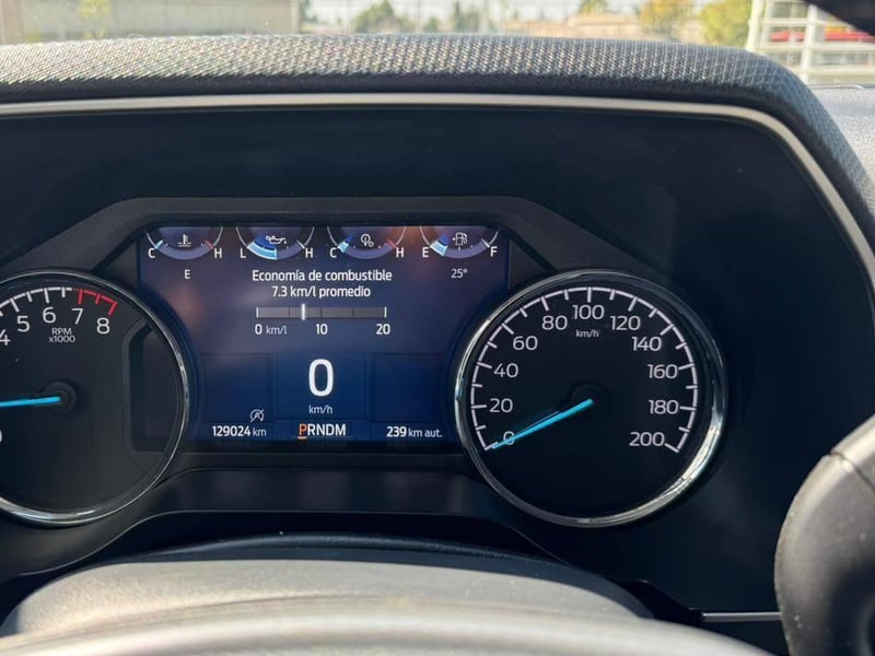 Ford F-150 2023 - Imagen 10 de 20